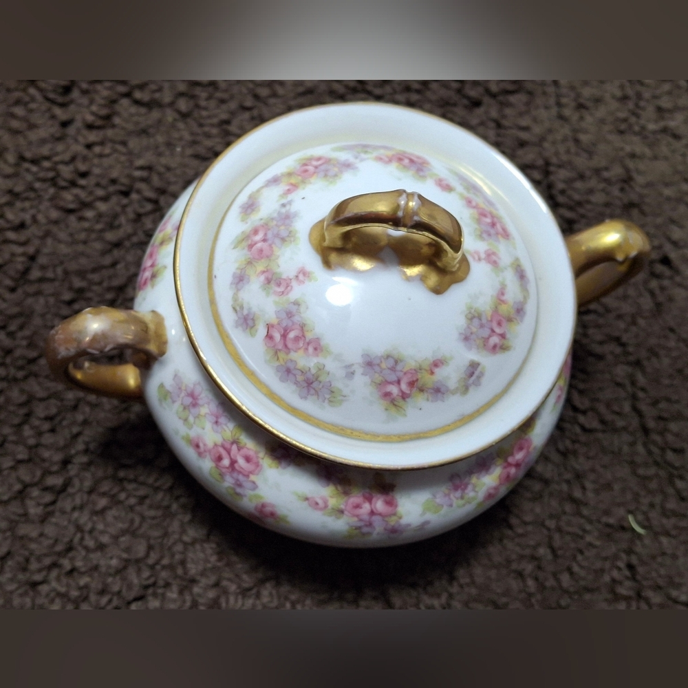 1940's-60's M Z Austria Sugar Bowl w Lid, Gold Trim , good VTG Condition. - Picture 2 of 3